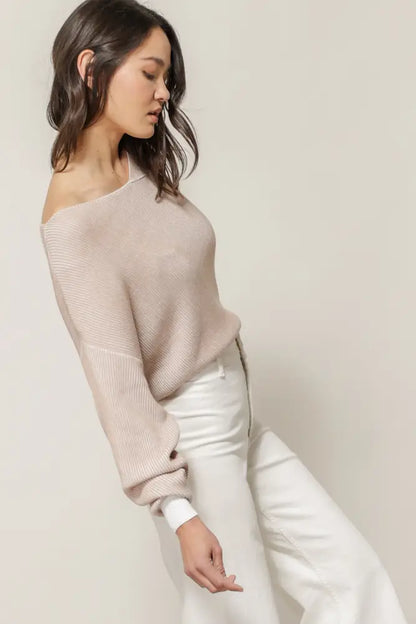 FAVORITE OFF SHOULDER SWEATER 1